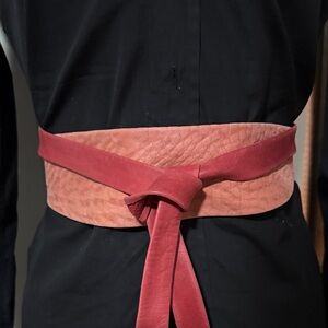 Ada wrap leather belt. Coral combo